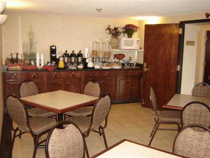 Hotel Western Halton Hills