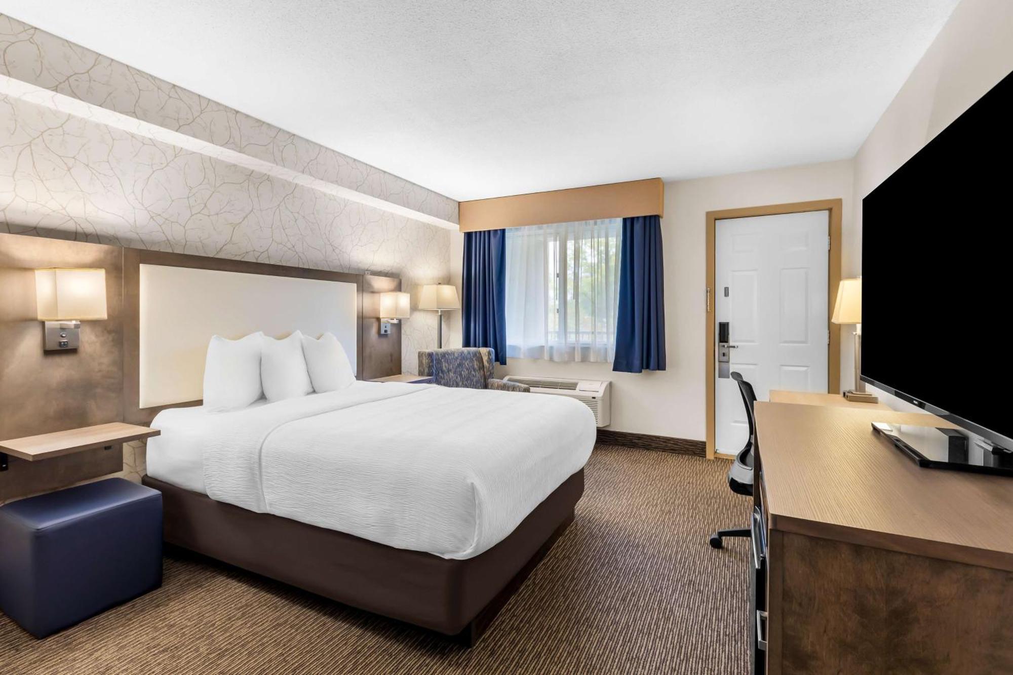 Hotel Western Halton Hills Georgetown