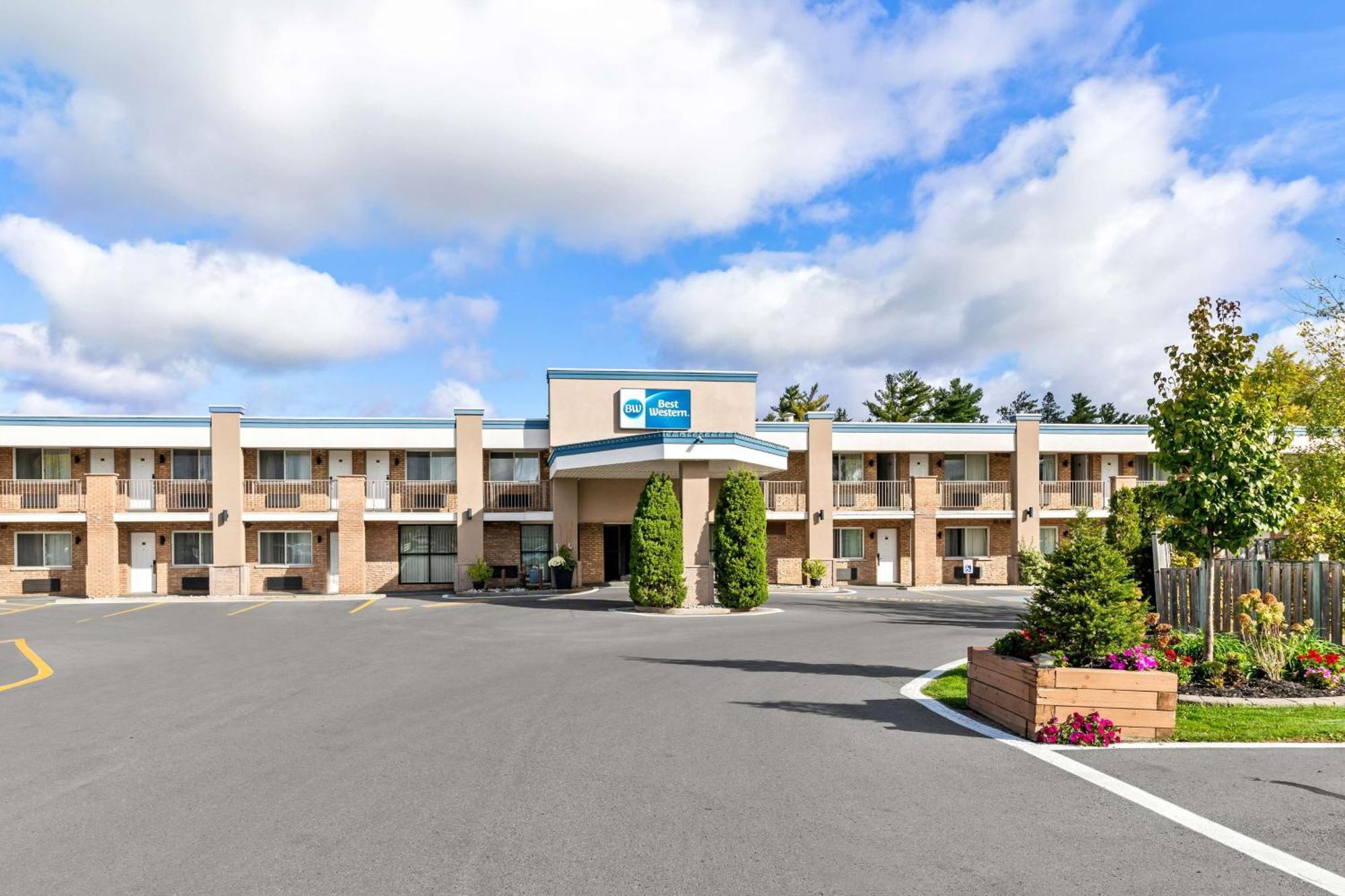 Western Halton Hills 3* Georgetown