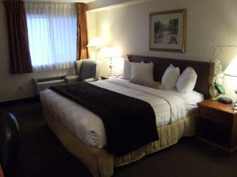 Western Halton Hills Hotel 3*