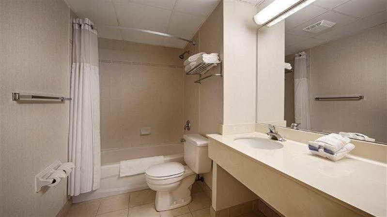 Hotel Western Halton Hills 3*